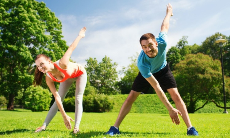 意甲-赖因德斯破门德弗里绝平 AC米兰1-1国米